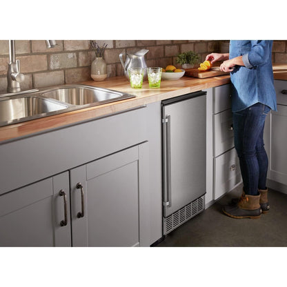 Freestanding Commercial Ice Maker - Z5845A - Multiple Sizes - 100LBS 200LBS 265LBS